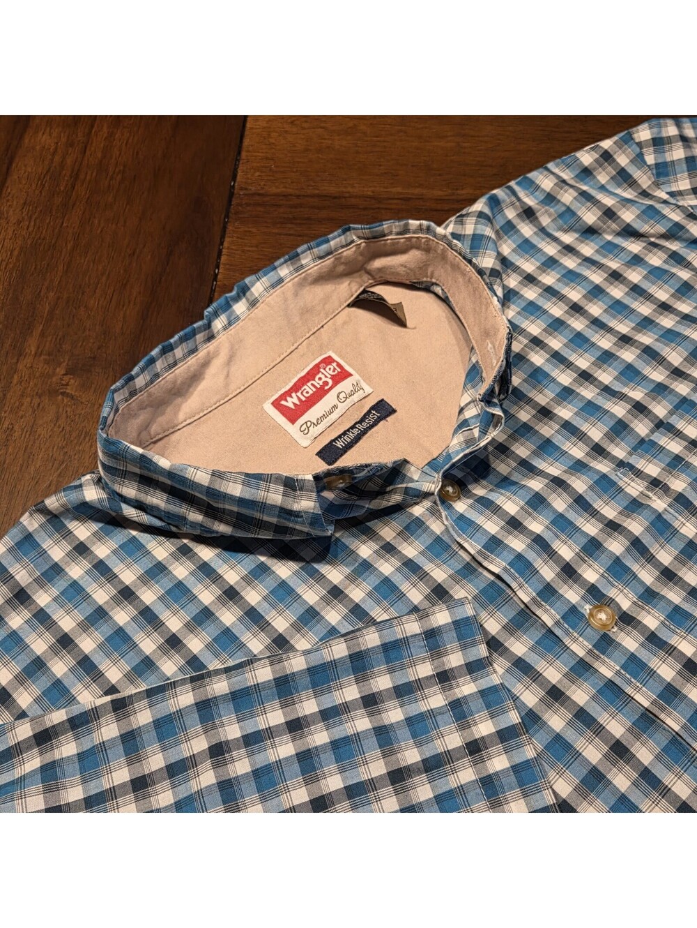 Wrangler Premium Quality Men's Plaid Button Down Shirt Blue Wrinkle Resist Size